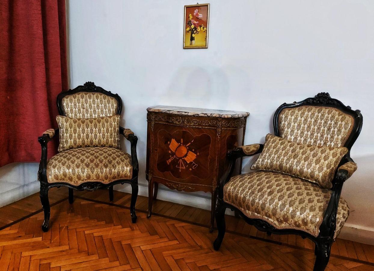 Jessy Lovely Apartment In Heliopolis カイロ エクステリア 写真